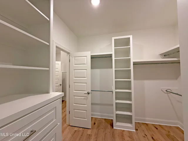 $355,500 | 204 Wethersfield Drive, Florence, MS 39073