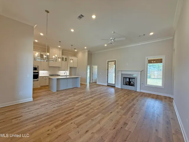 $355,500 | 204 Wethersfield Drive, Florence, MS 39073