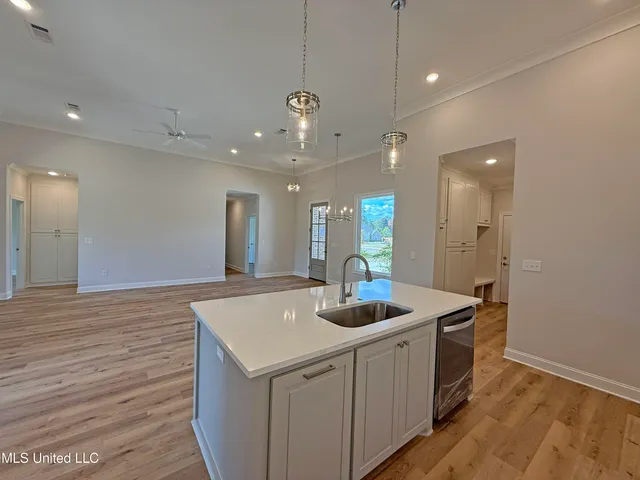 $355,500 | 204 Wethersfield Drive, Florence, MS 39073