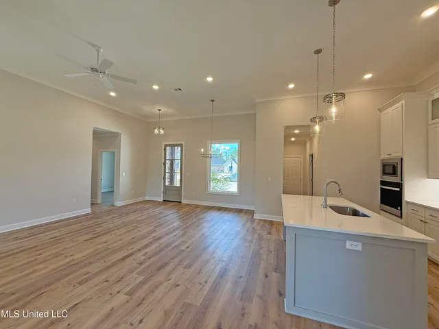 $355,500 | 204 Wethersfield Drive, Florence, MS 39073