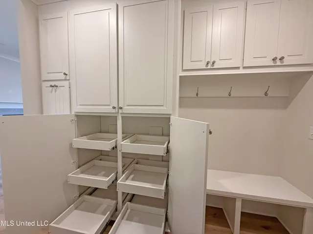 $355,500 | 204 Wethersfield Drive, Florence, MS 39073