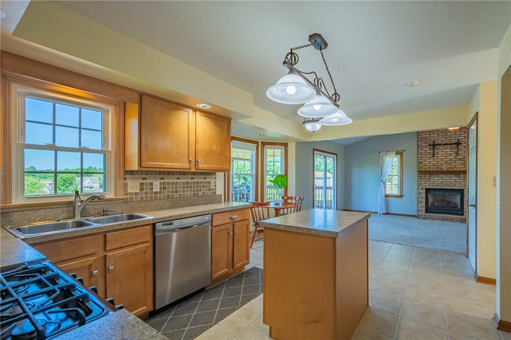 116 Rowe Road Harrison City, PA 15636 - Photo 6 of 25 Gallery Image 6