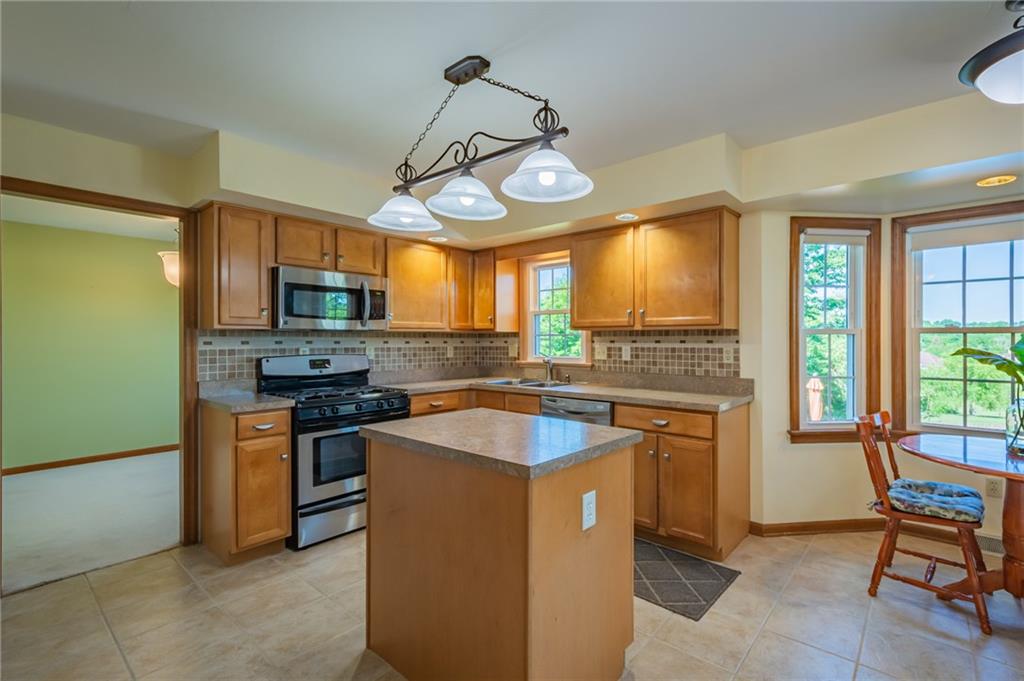 116 Rowe Road Harrison City, PA 15636 - Photo 8 of 25 Gallery Image 8