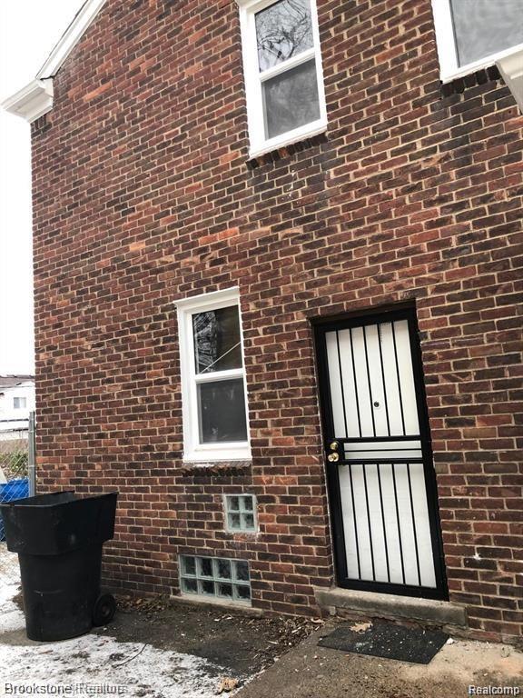 19187 Meyers Road Detroit, MI 48235 - Photo 9 of 13 GetMedia.ashx-9
