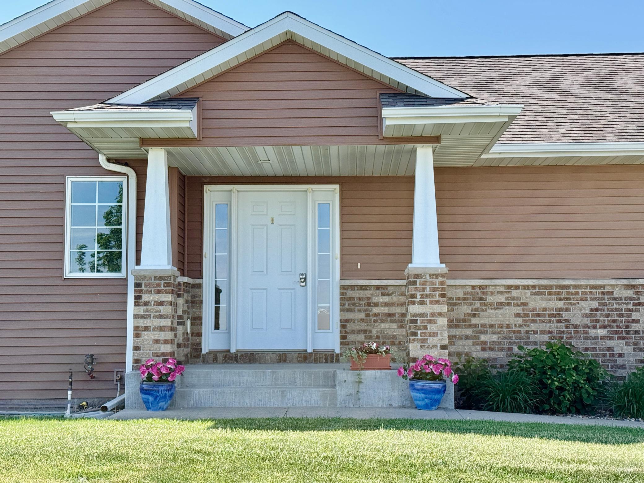 1798 Tiger Ridge Drive Albert Lea, MN 56007 - Photo 7 of 32