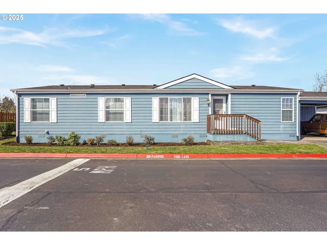 $345,000 | 1015 Oak Street, Unit 109, Silverton, OR 97381