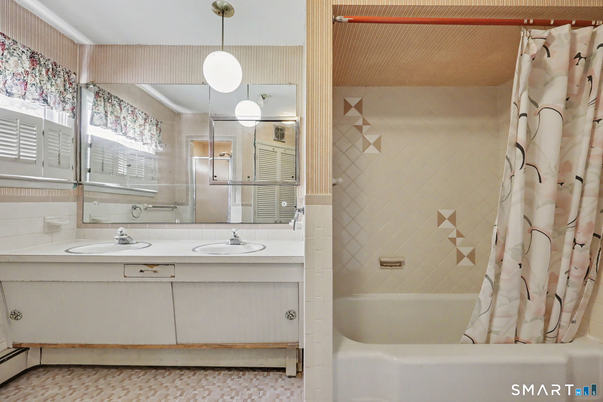 4 Johns Road Brookfield, CT 06804 - Photo 16 of 37 Gallery Image 16