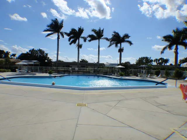 $1,400 | 2527 Emory Drive West, Unit G, West Palm Beach, FL 33415