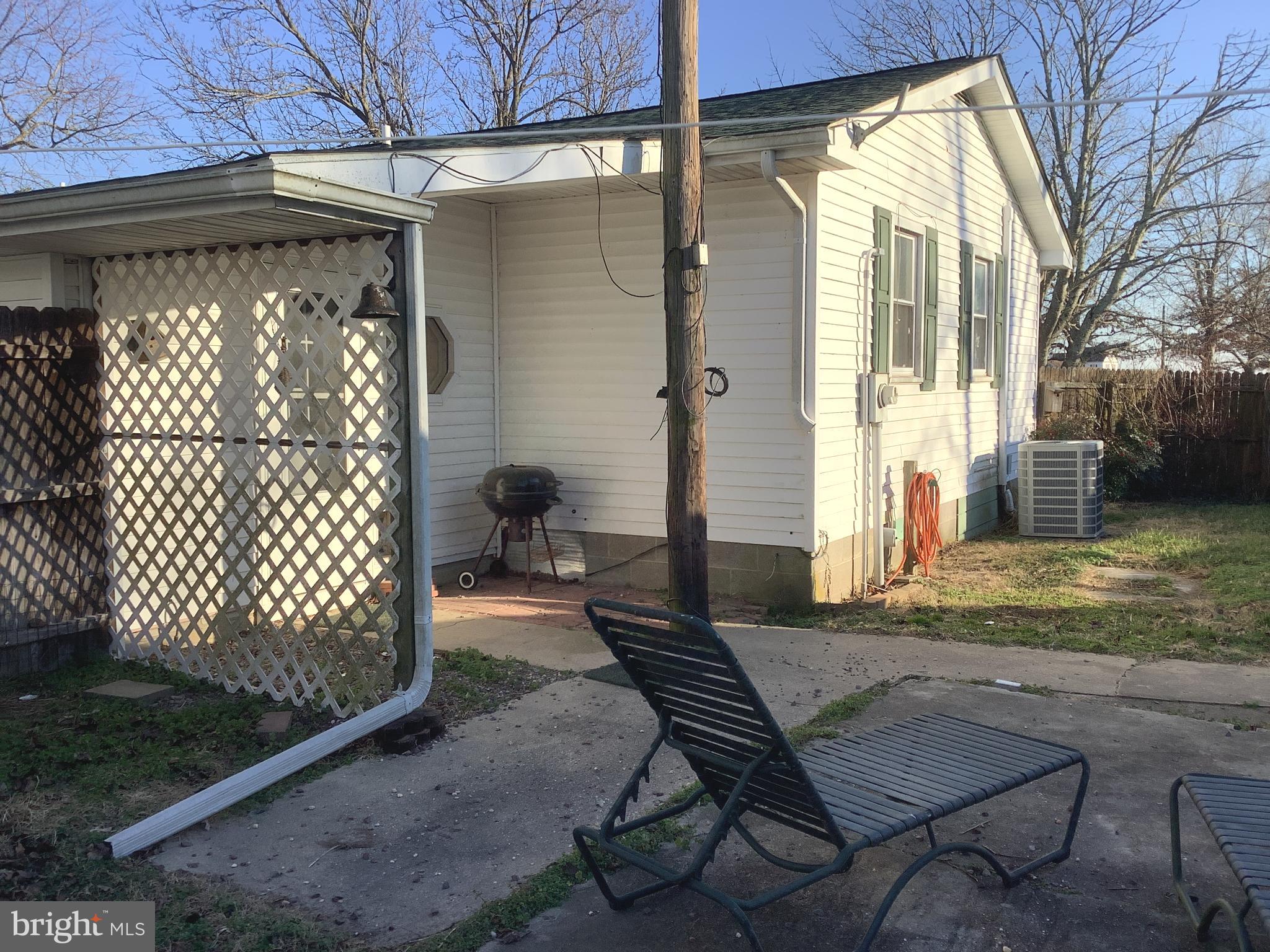 4034 Middletown Branch Road Vienna, MD 21869 - Photo 3 of 29