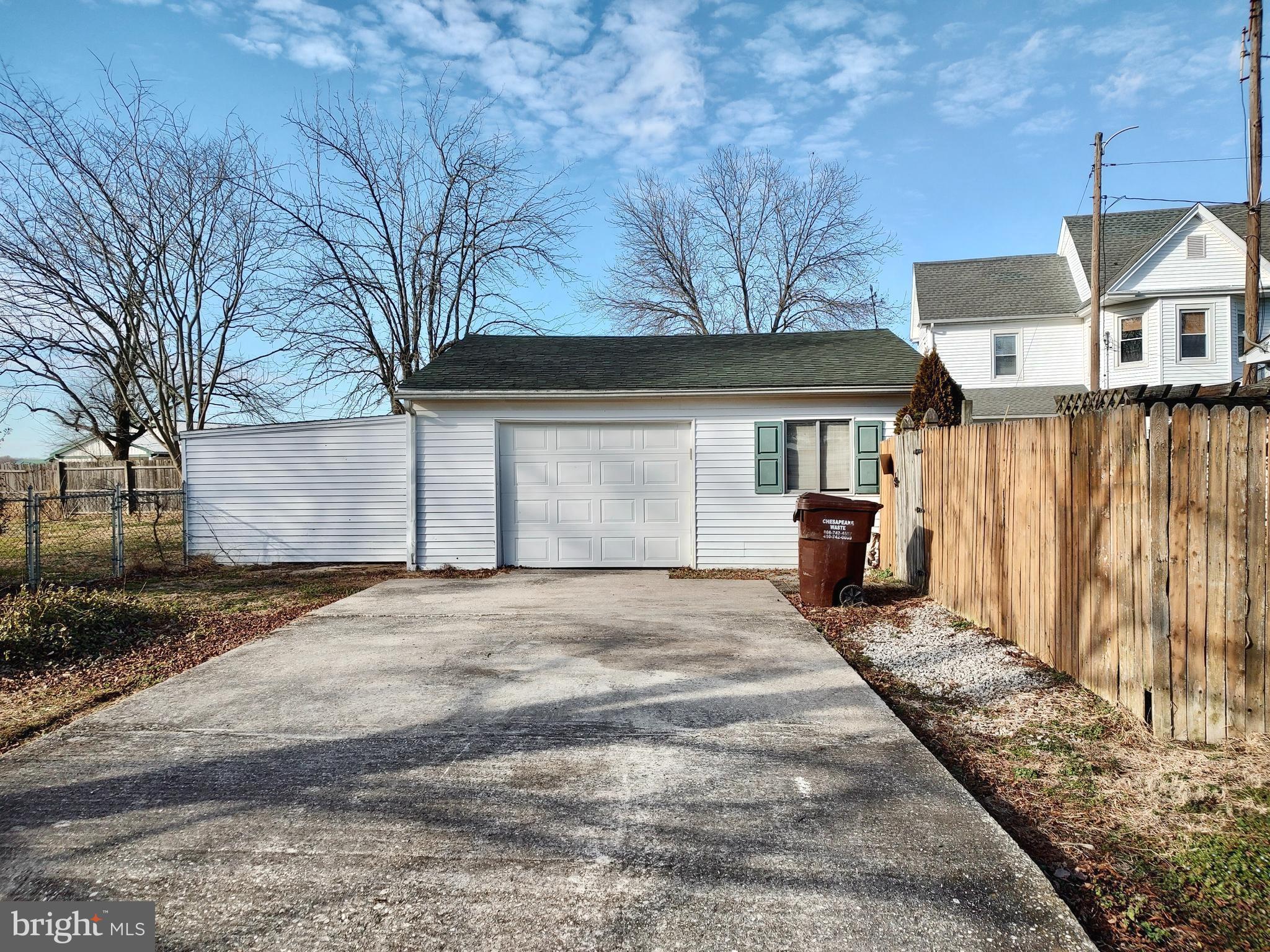 4034 Middletown Branch Road Vienna, MD 21869 - Photo 4 of 29
