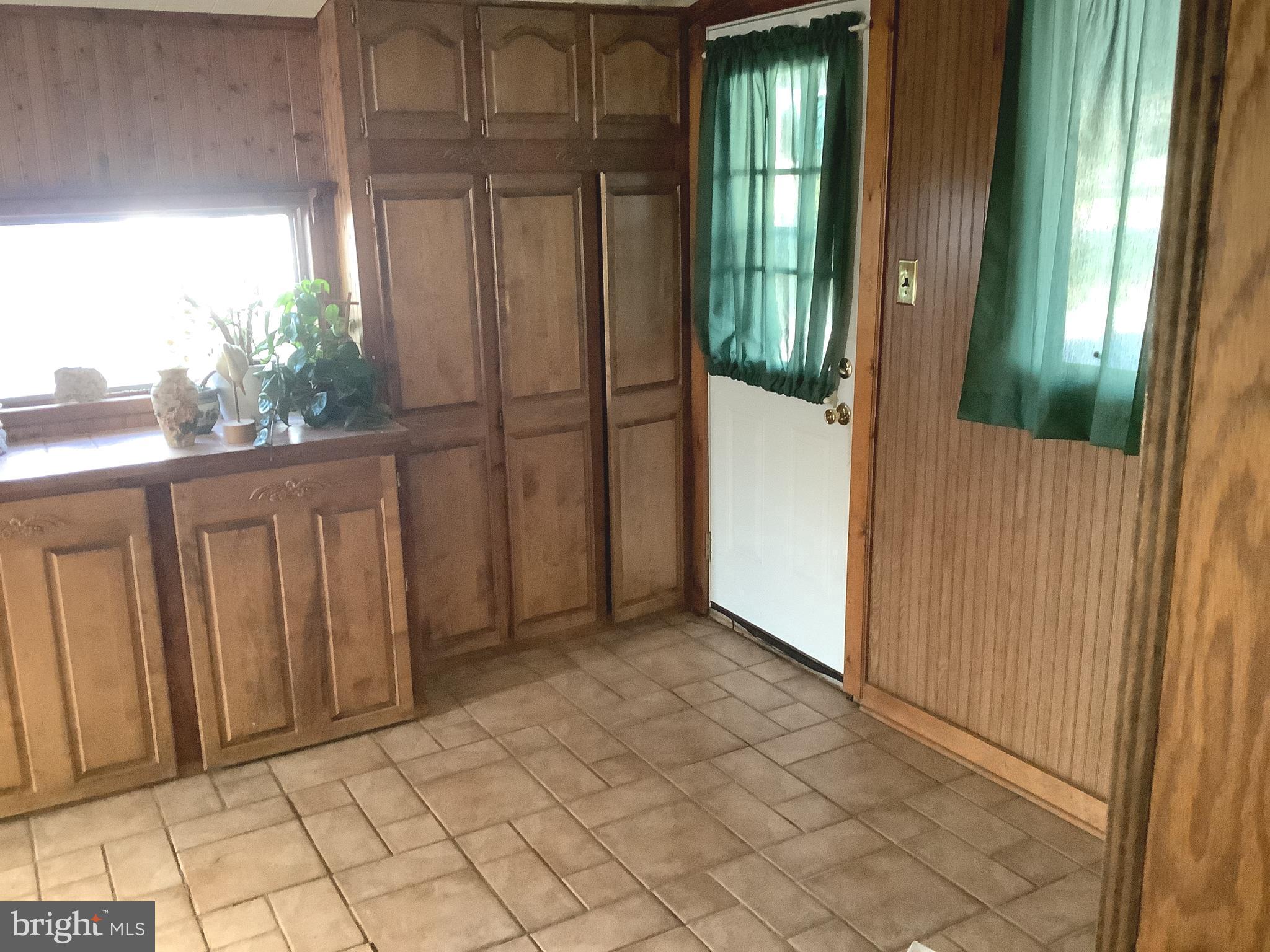 4034 Middletown Branch Road Vienna, MD 21869 - Photo 8 of 29