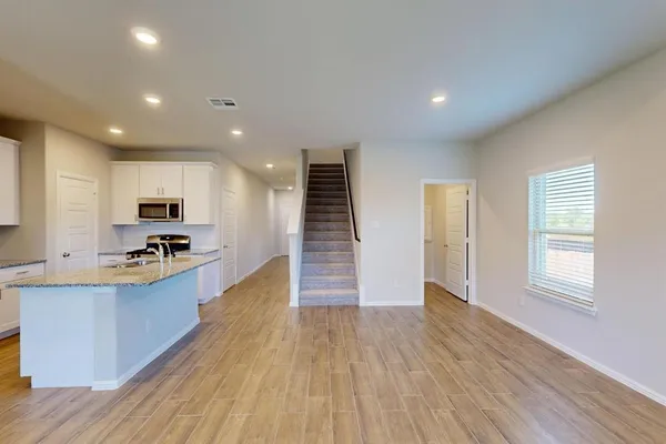 $2,500 | 405 Wydown Drive, Princeton, TX 75407