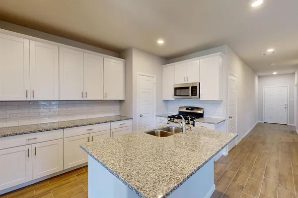 $2,500 | 405 Wydown Drive, Princeton, TX 75407