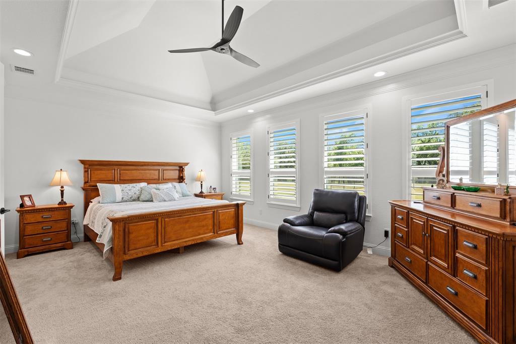 2012 Southern Rise Court Granbury, TX 76049 - Photo 13 of 40 Primary bedroom