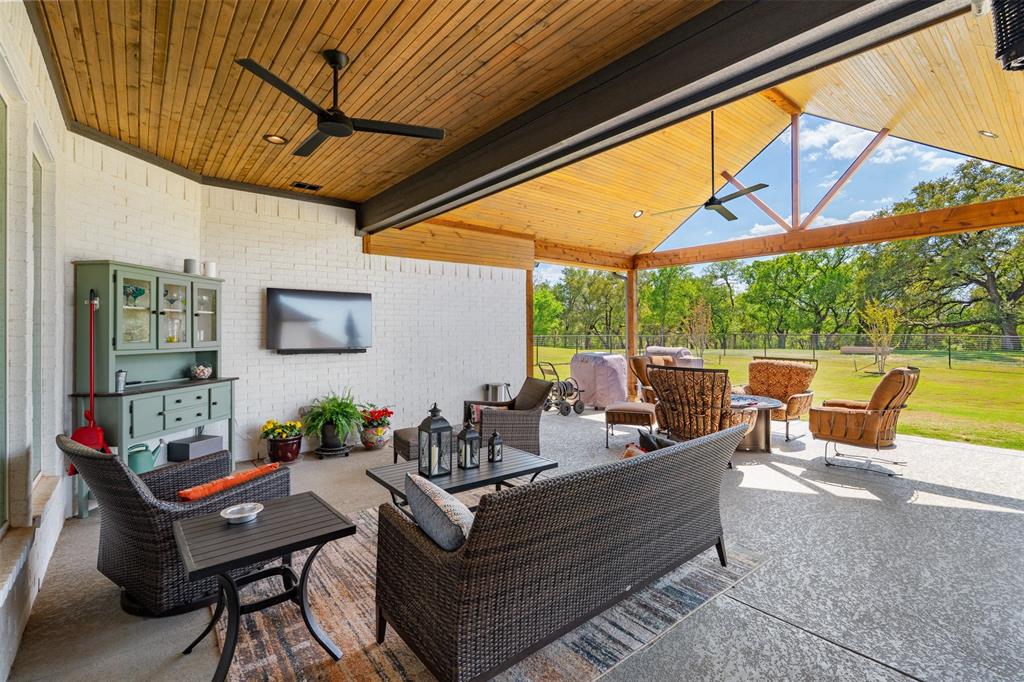 2012 Southern Rise Court Granbury, TX 76049 - Photo 26 of 40 Covered patio