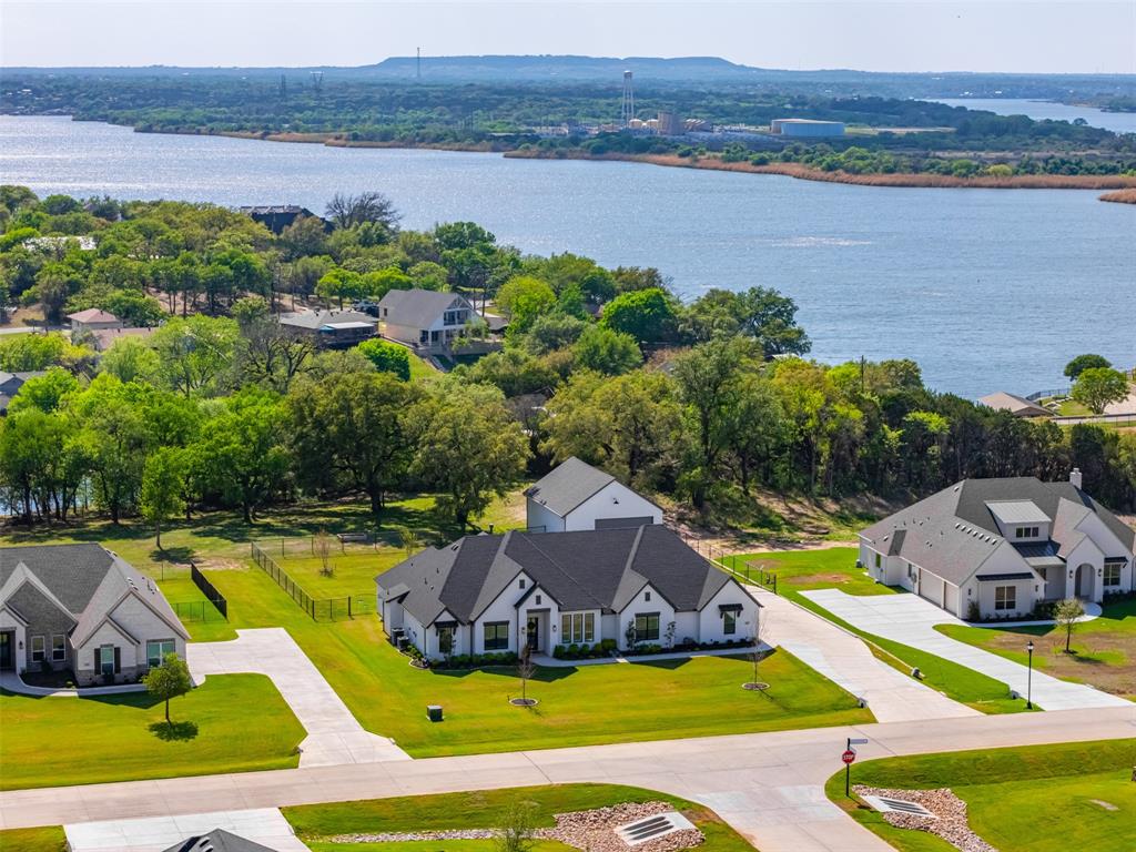 2012 Southern Rise Court Granbury, TX 76049 - Photo 38 of 40