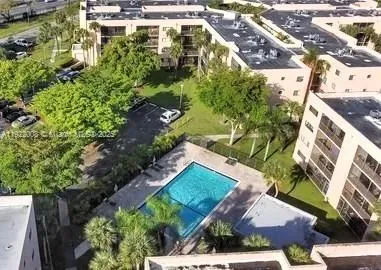 a view of a basketball court