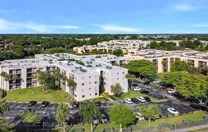 $2,150 | 8760 Southwest 133rd Avenue Road, Unit 210, Miami, FL 33183