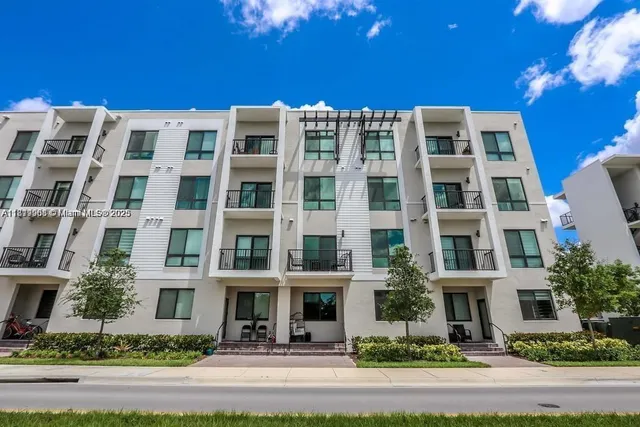 $635,000 | 8363 Northwest 41st Street, Unit A109, Doral, FL 33178