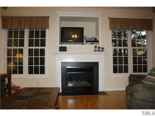 7712 Braefield Drive Raleigh, NC 27616 - Photo 7 of 15