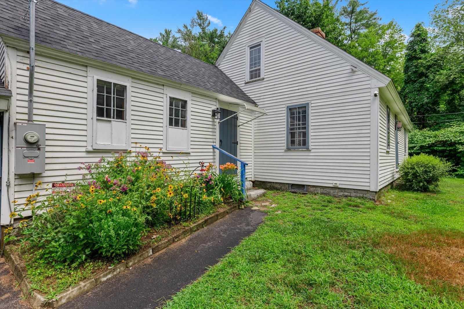 30 Thornton Road West Merrimack, NH 03054 - Photo 4 of 30 Gallery Image 4
