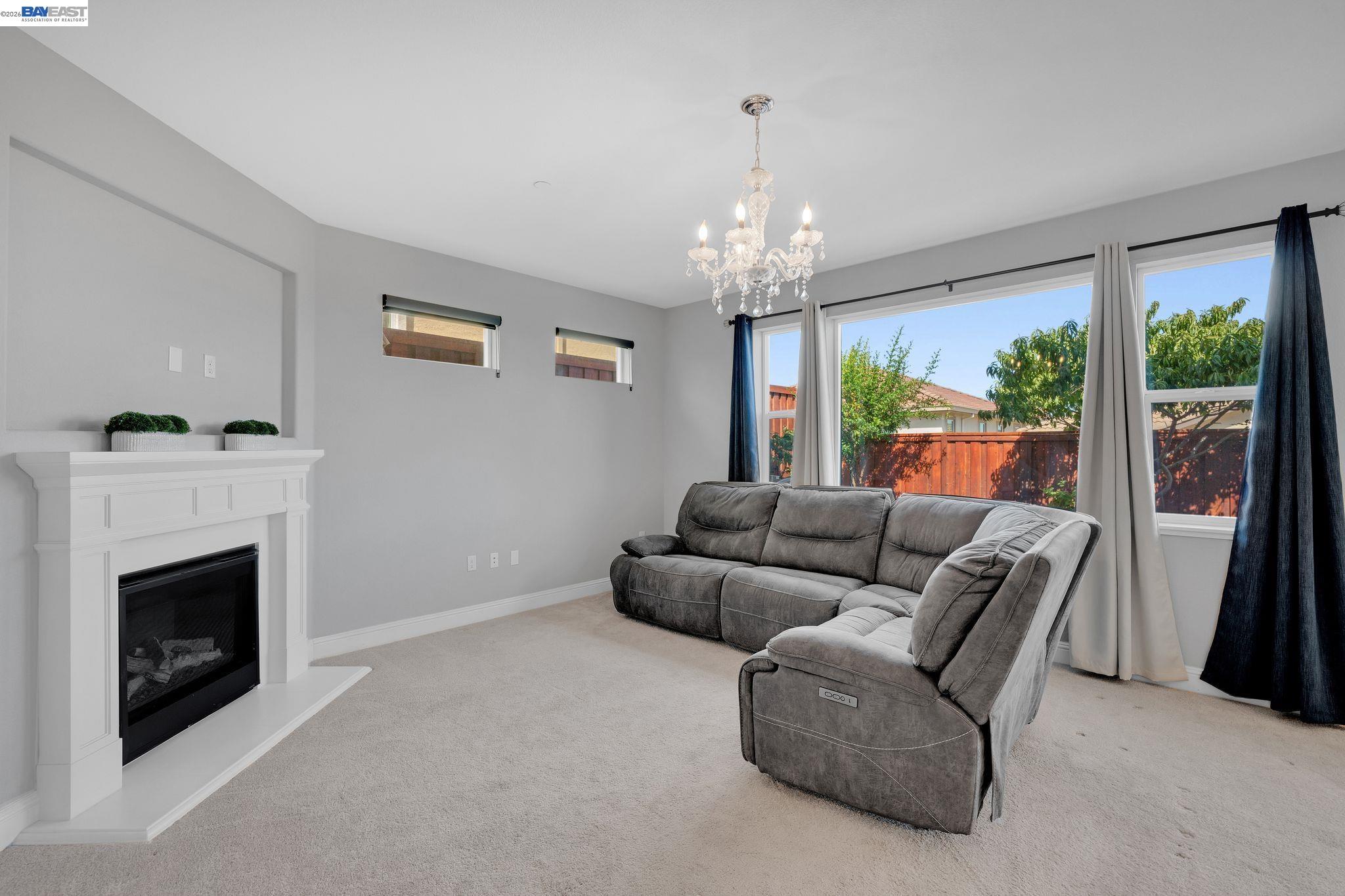 2737 Rio Seco Drive Bay Point, CA 94565 - Photo 16 of 37 Gallery Image 16