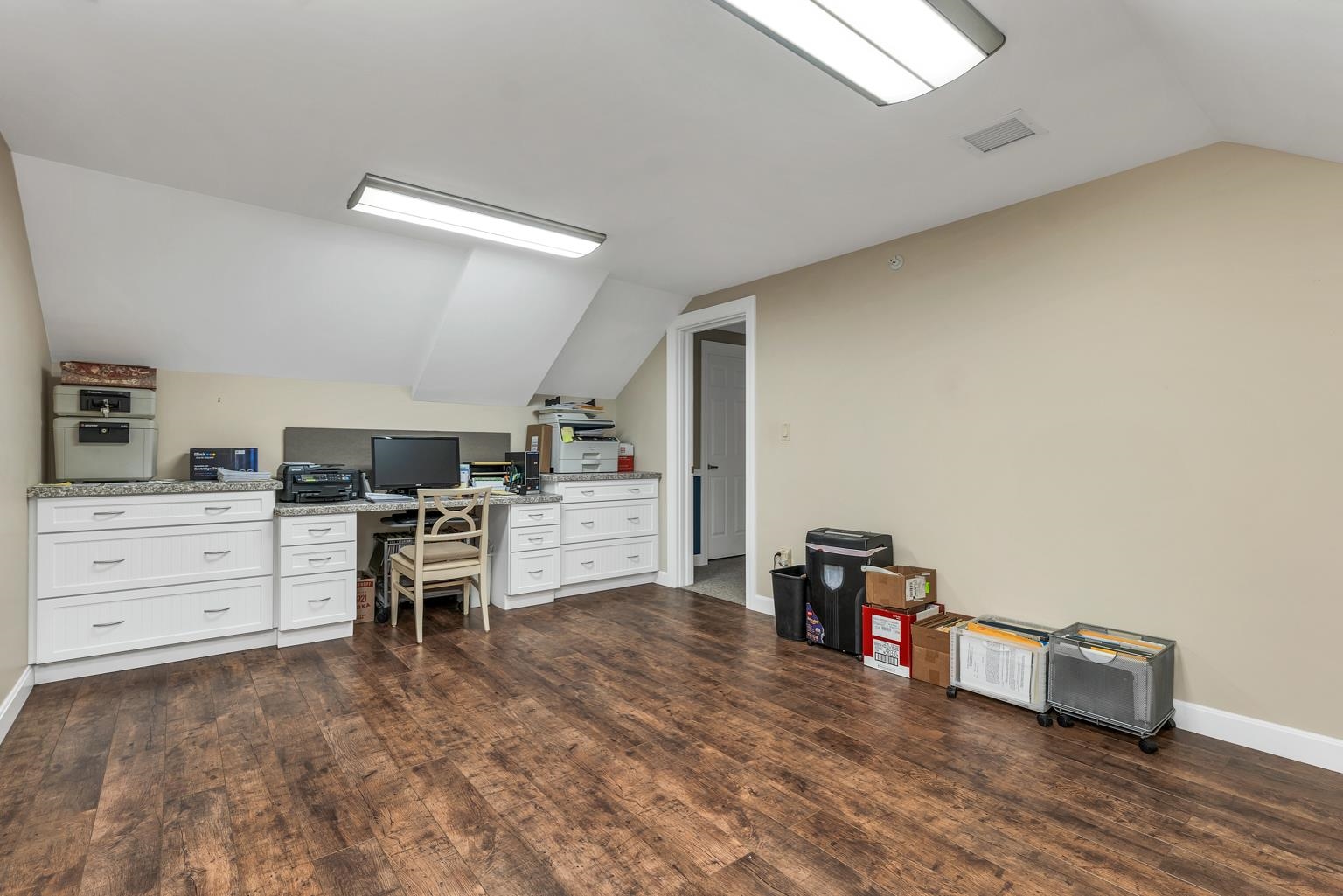 33 Emily Circle, Unit 33 Meredith, NH 03253 - Photo 39 of 55