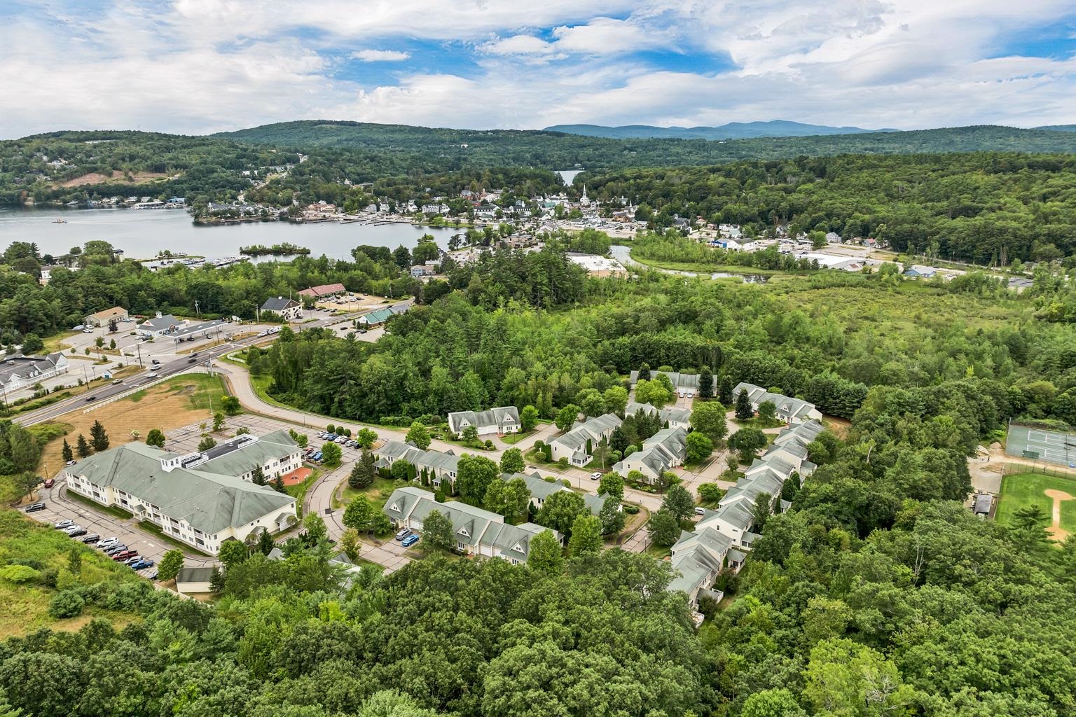 33 Emily Circle, Unit 33 Meredith, NH 03253 - Photo 46 of 55