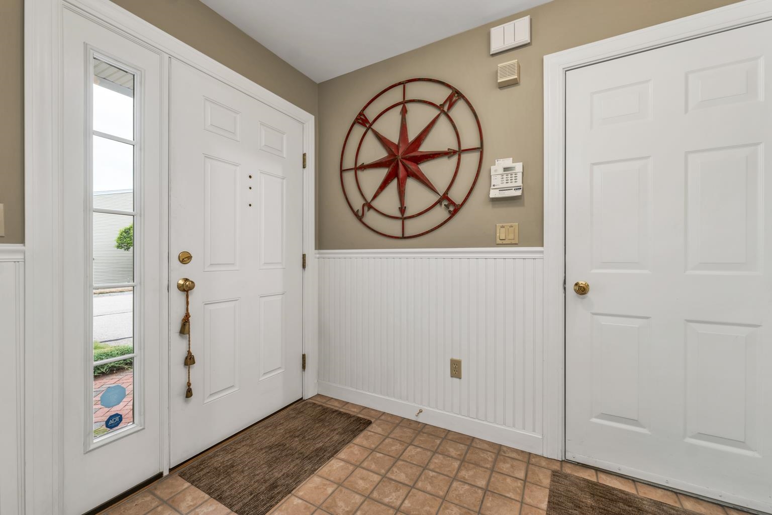 33 Emily Circle, Unit 33 Meredith, NH 03253 - Photo 5 of 55