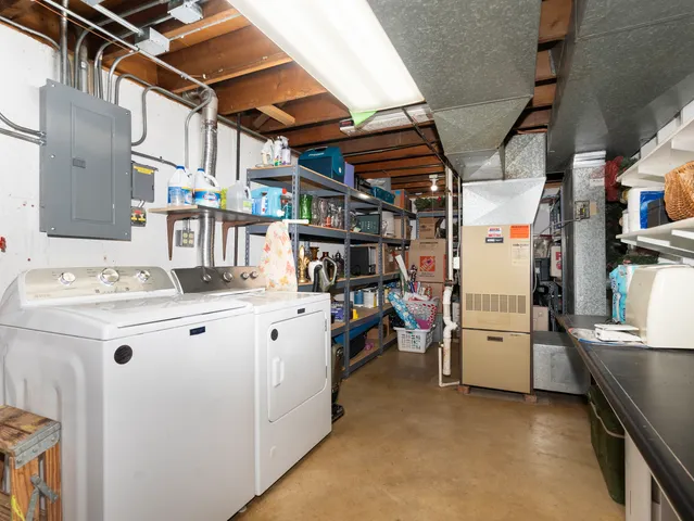 $444,900 | 10S144 Ridge Road, Naperville, IL 60565