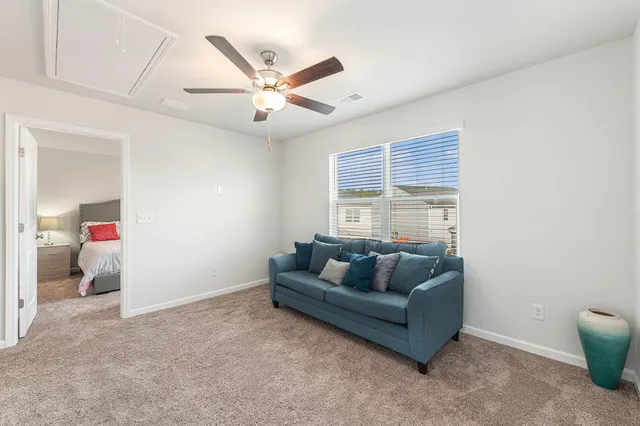 $389,600 | 356 Gothenburg Trail, Summerville, SC 29486