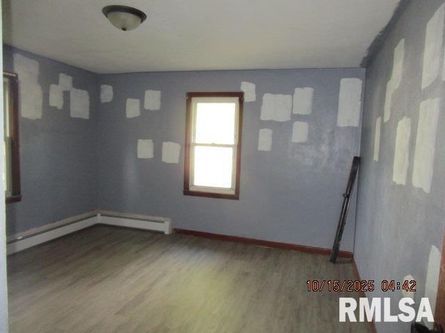 1121 Southwest 6th Street Fairfield, IL 62837 - Photo 6 of 7 a view of an empty room with a window