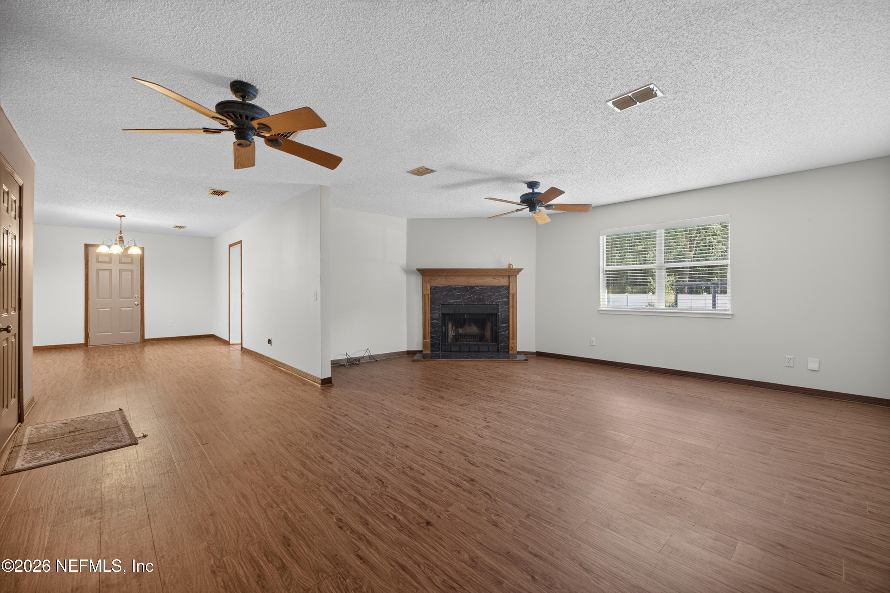 892 Branscomb Road Green Cove Springs, FL 32043 - Photo 10 of 34 10-Family Room