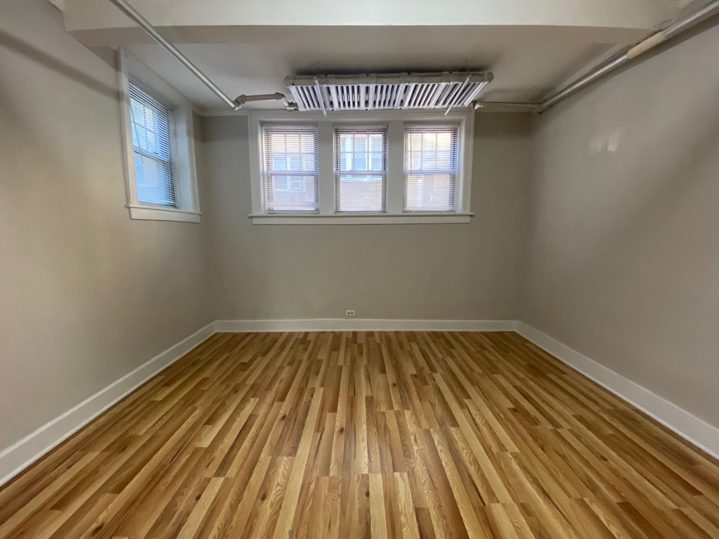 730 Reba Place, Unit G Evanston, IL 60202 - Photo 4 of 17
