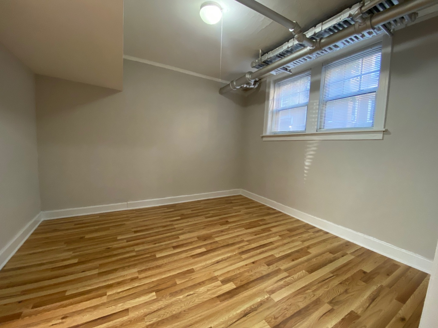 730 Reba Place, Unit G Evanston, IL 60202 - Photo 8 of 17
