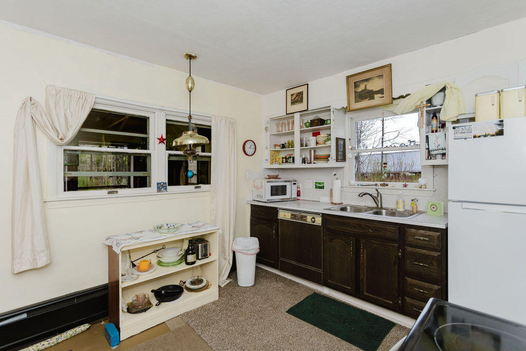 22 Lyons Lane Dixfield, ME 04224 - Photo 5 of 50 taylor-kaminsky-photo-16