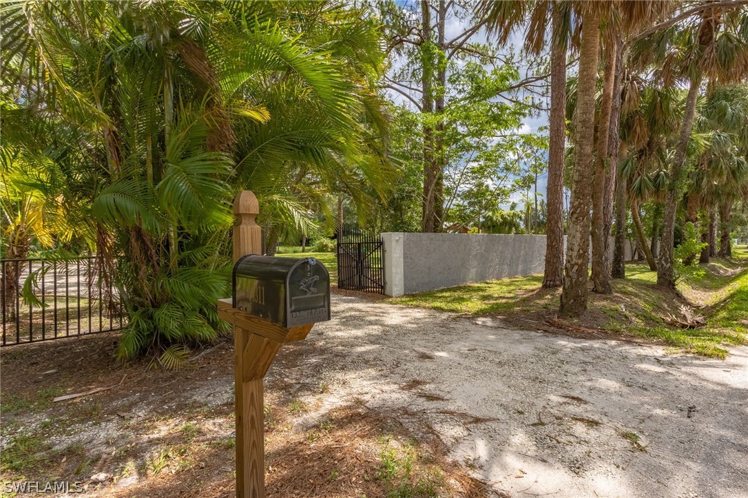 14311 Cemetery Road Fort Myers, FL 33905 - Photo 3 of 42