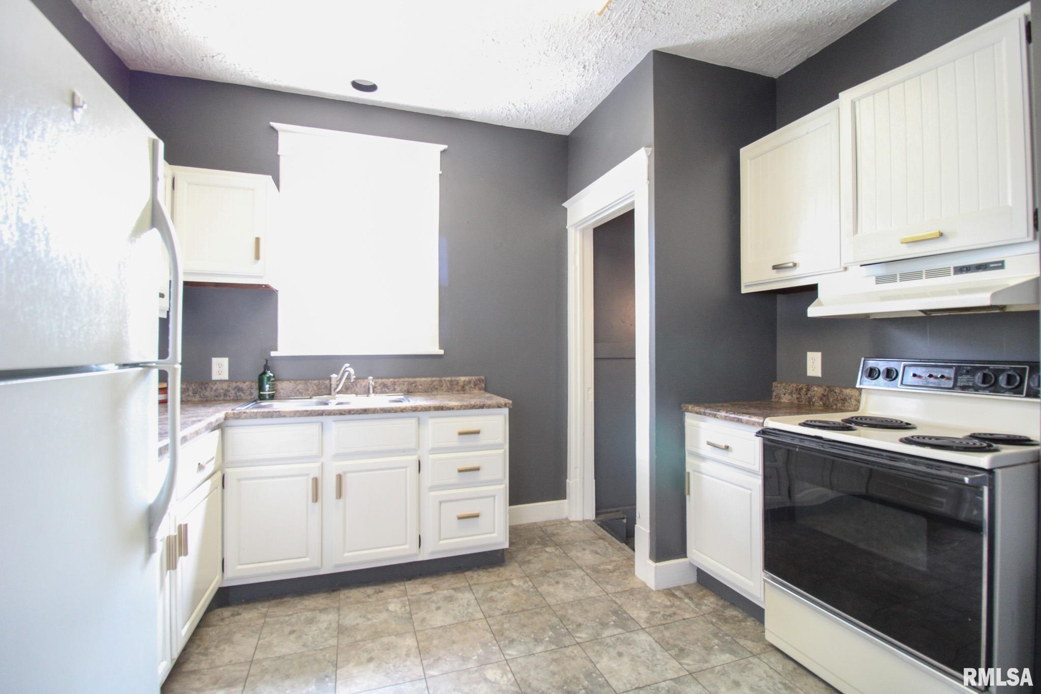 1604 West Washington Street Springfield, IL 62702 - Photo 8 of 18