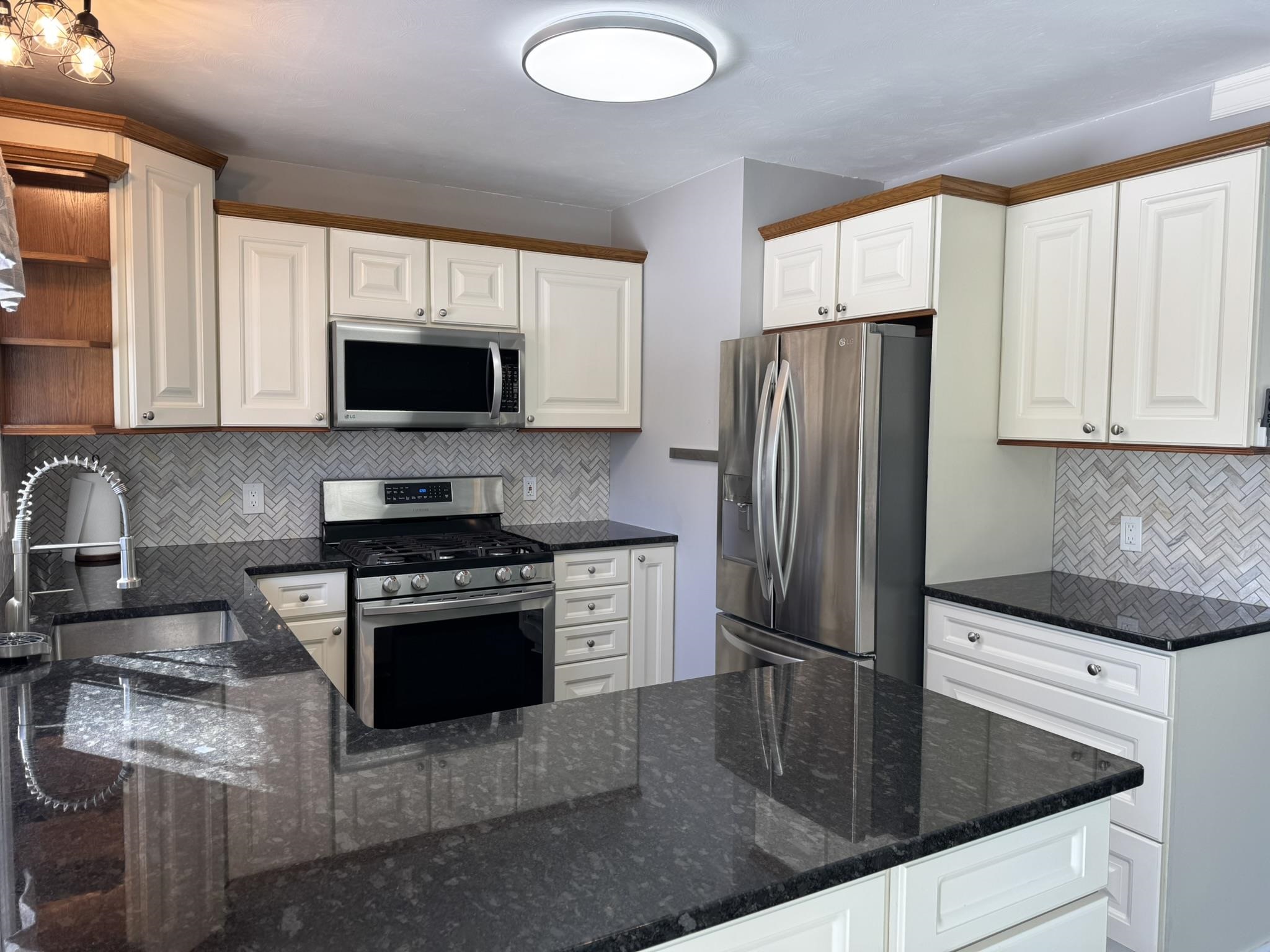 1634 Rasho Road Traverse City, MI 49696 - Photo 4 of 24 1942290-a46dfe67-9b81-4277-b81c-1df7111b2e81.JPG