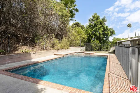 a view of a outdoor space