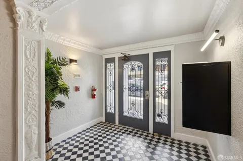 $940,000 | 880 26th Avenue, Unit 6, San Francisco, CA 94121