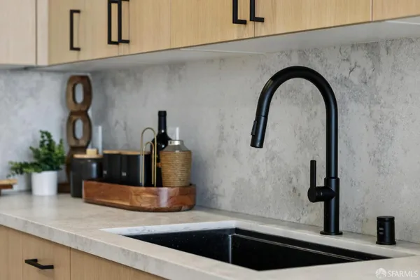 $940,000 | 880 26th Avenue, Unit 6, San Francisco, CA 94121