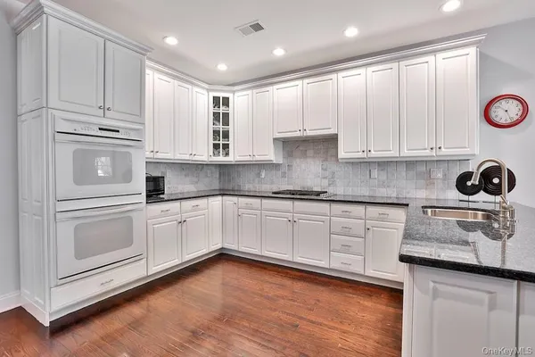 $11,500 | 8 Caruso Place, Armonk, NY 10504