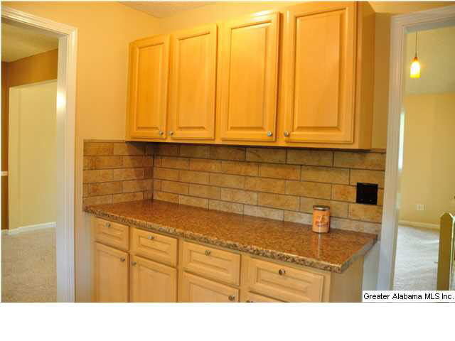 1421 Tropical Lane Alabaster, AL 35007 - Photo 12 of 31