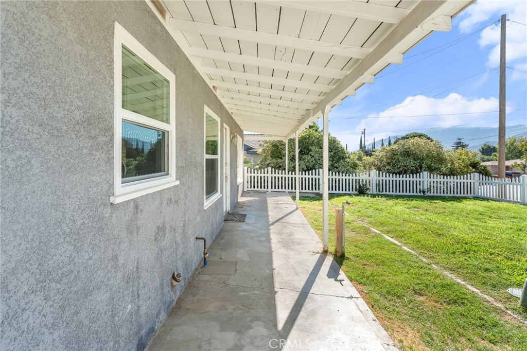 1253 Cottonwood Road Banning, CA 92220 - Photo 5 of 22 a view of a backyard with a swimming pool
