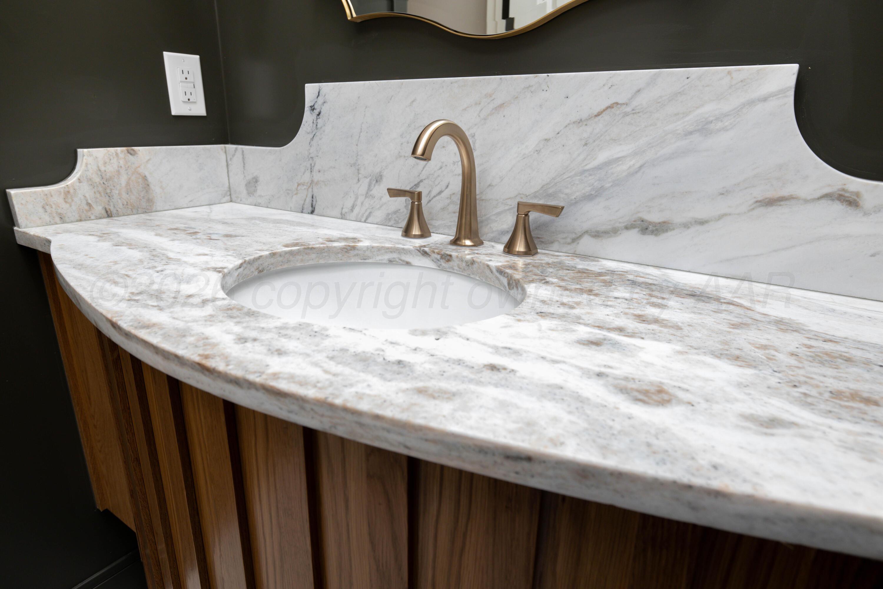 4501 North Rocking Chair Lane Amarillo, TX 79124 - Photo 17 of 44 Guest Bathroom