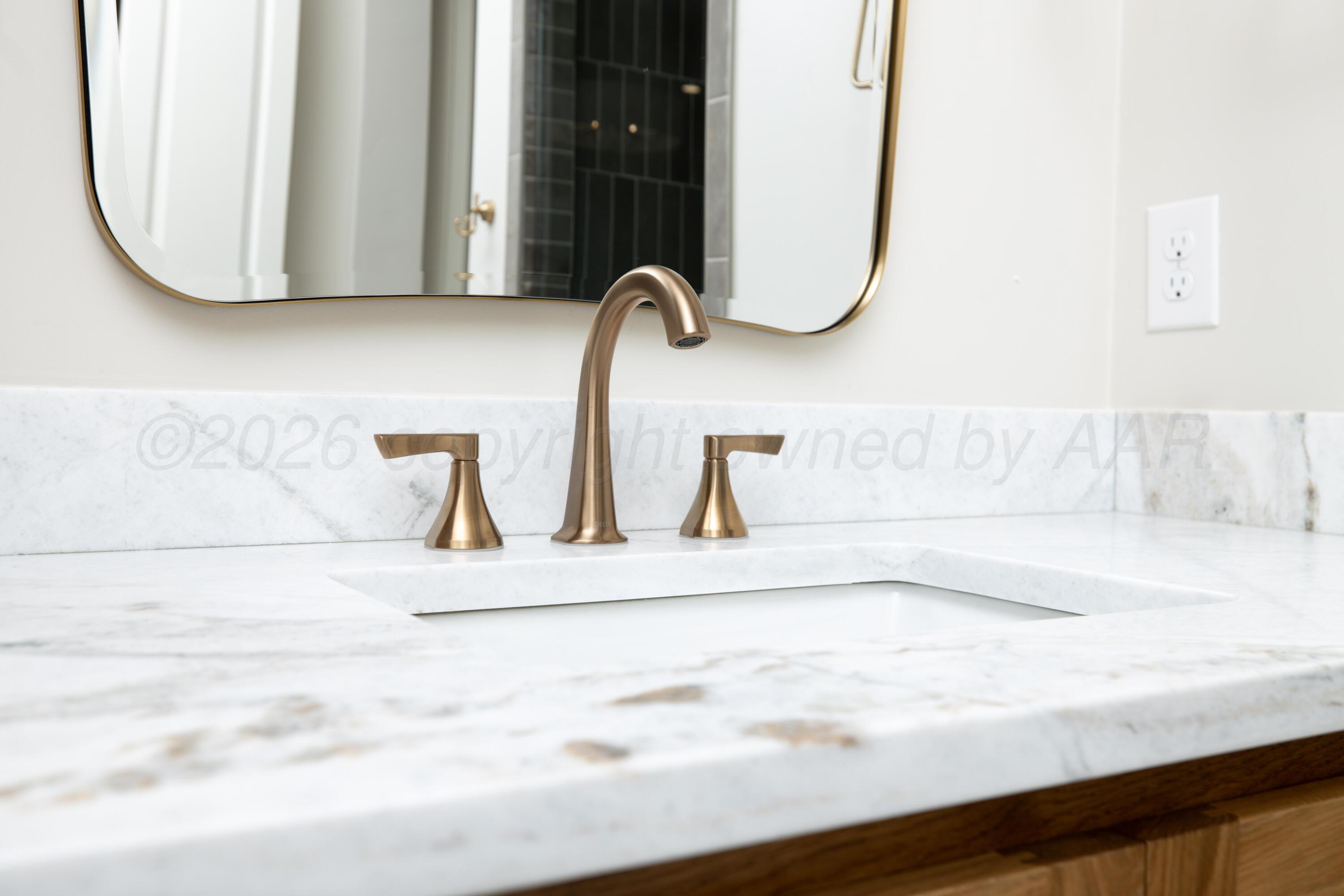 4501 North Rocking Chair Lane Amarillo, TX 79124 - Photo 23 of 44 Master Bath