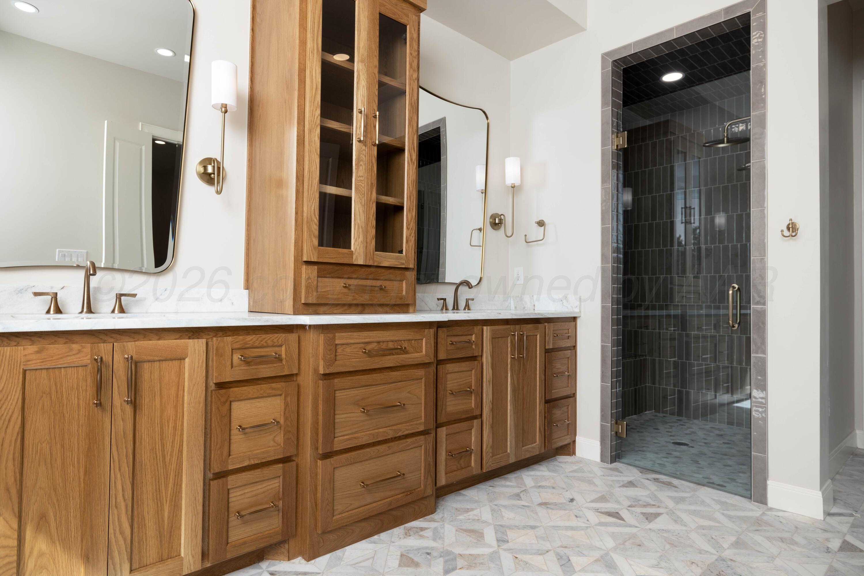 4501 North Rocking Chair Lane Amarillo, TX 79124 - Photo 27 of 44 Master Bath