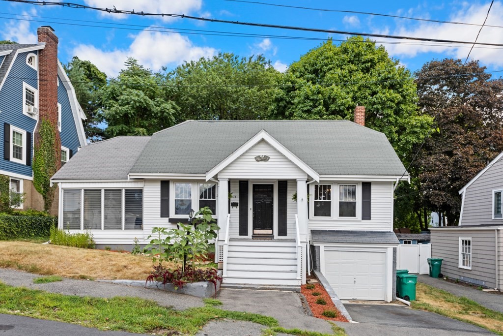 16 Sutcliffe Road Lynn, MA 01904 - Photo 3 of 34 Gallery Image 3