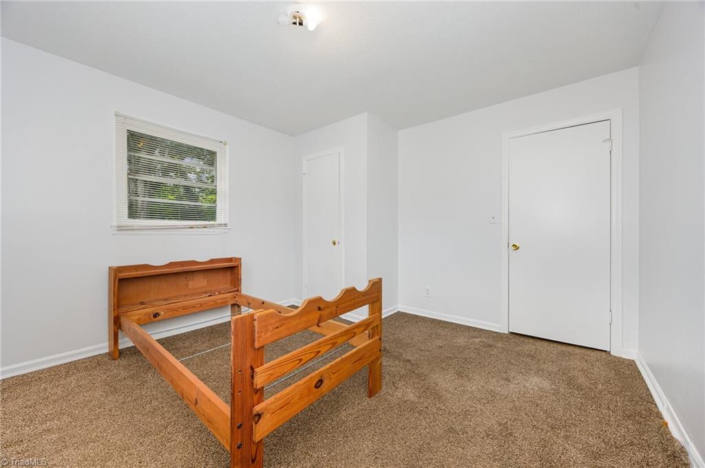 306 Avery Avenue High Point, NC 27265 - Photo 12 of 36